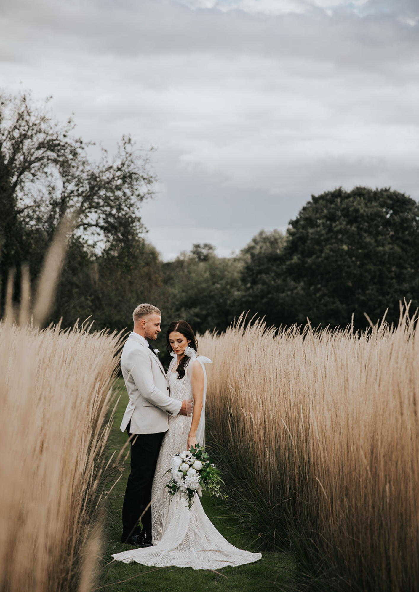 Rent or Purchase | Classic Green & White Bridal Party Bouquets